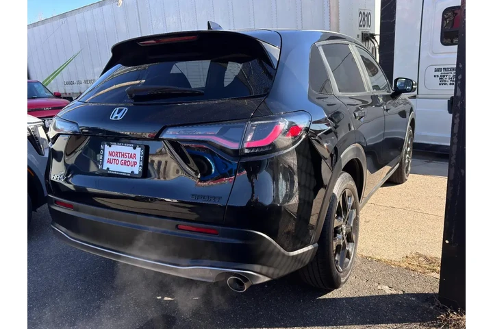 $20895 : Honda HR-V 2023 AWD Sport 4d image 4