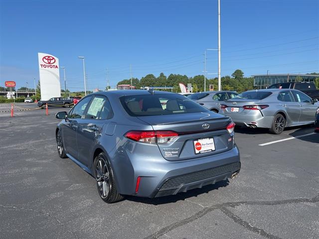 $20790 : PRE-OWNED 2022 TOYOTA COROLLA image 5