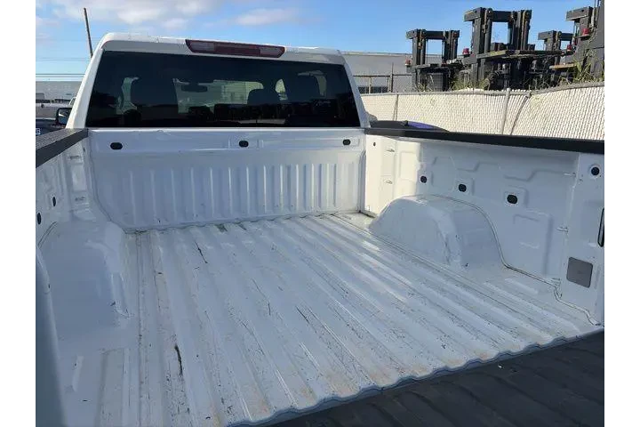 $33900 : Chevrolet Silverado 1500 202 image 6