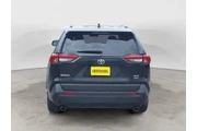 $34888 : Toyota RAV4 2024 AWD XLE 4dr thumbnail