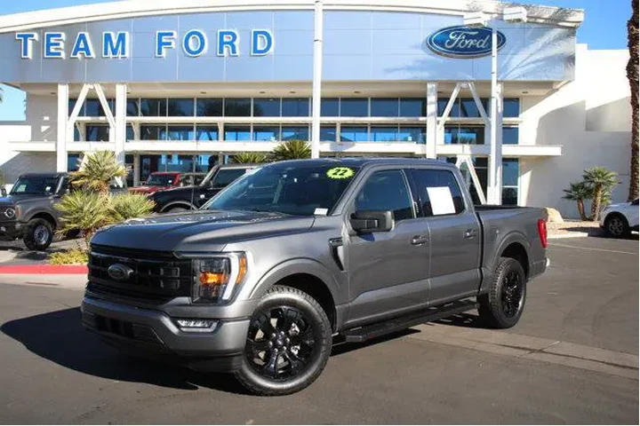 $35295 : Ford F-150 2022 4x2 XLT 4dr image 2
