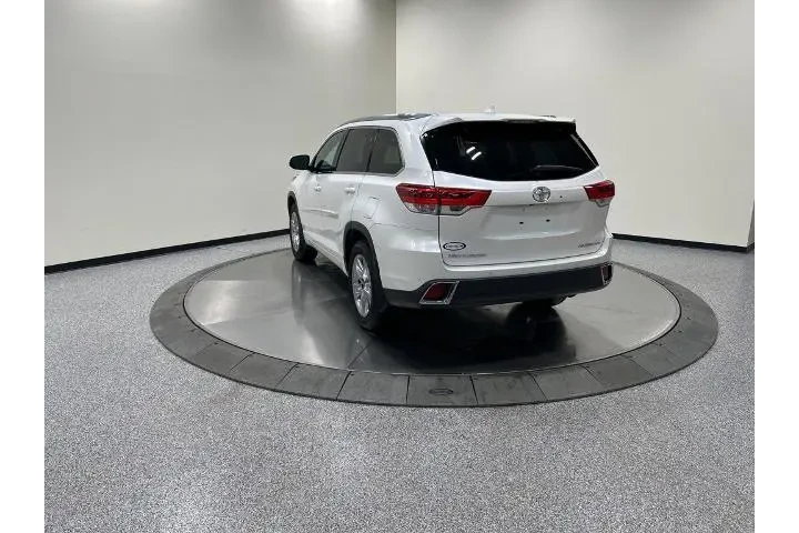 $29174 : Toyota Highlander 2019 AWD L image 8
