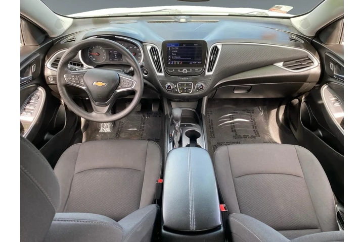 $23189 : Chevrolet Malibu 2023 LT 4dr image 10