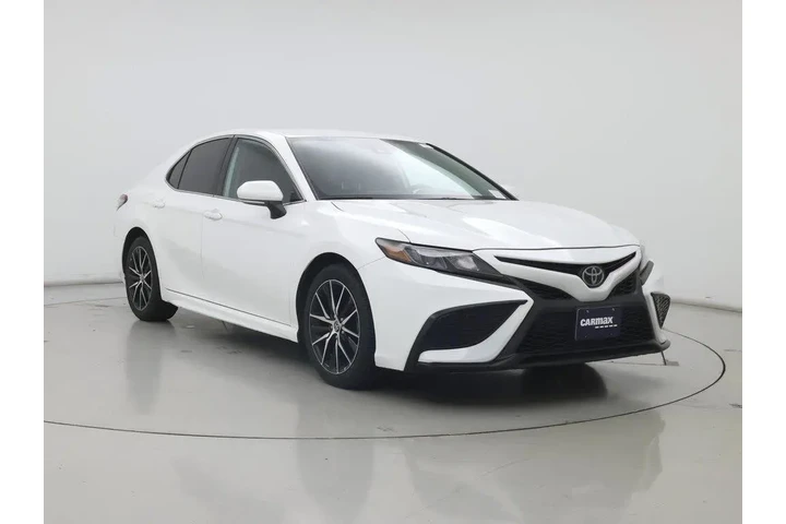 $26998 : Toyota Camry 2023 SE 4dr Sed image 1