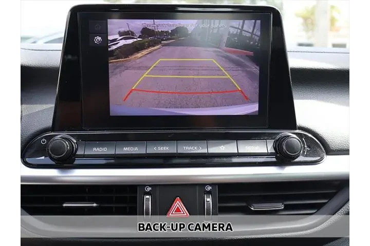 $13990 : Kia Forte 2024 LX 4dr Sedan image 4