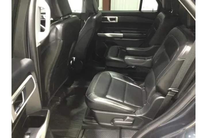 $28900 : Ford Explorer 2022 AWD XLT 4 image 10