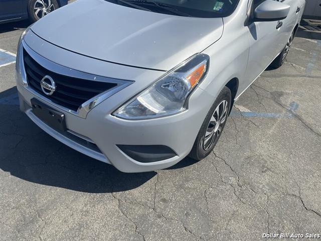 $8999 : 2017 Versa 1.6 S Sedan image 3