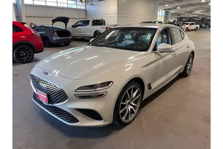 $27442 : Genesis G70 2024 image 7