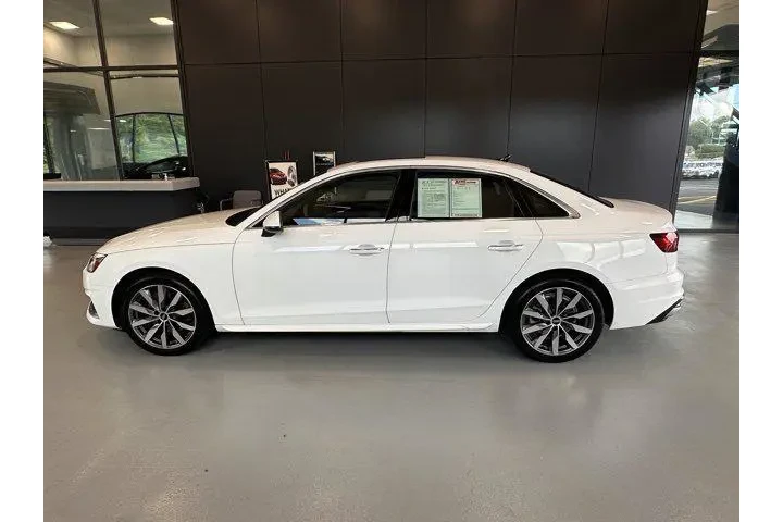 $25995 : Audi A4 2023 AWD quattro Pre image 3