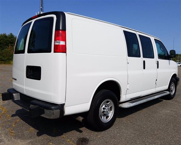 $22000 : 2019 Chevrolet Express 2500 image 4