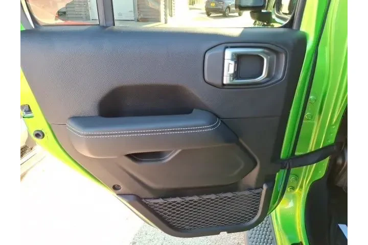 $30479 : Jeep Wrangler Unlimited 2019 image 10