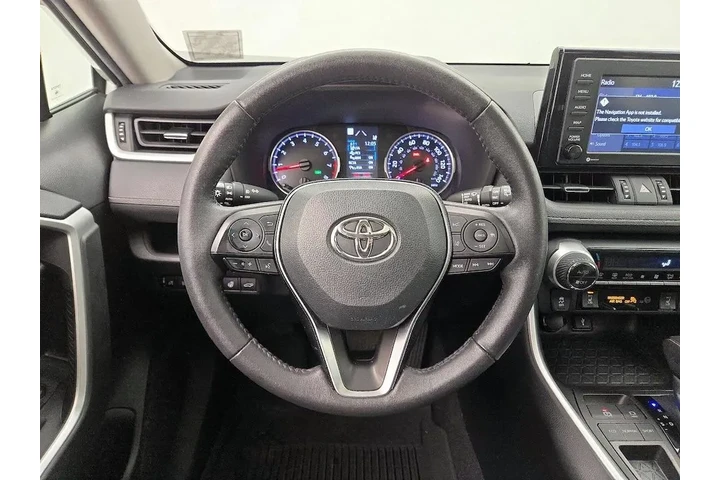 $22998 : Toyota RAV4 2021 AWD XLE 4dr image 10