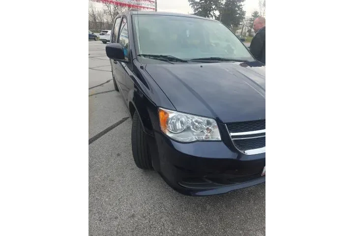 $7000 : Dodge Grand Caravan 2014 SXT image 1