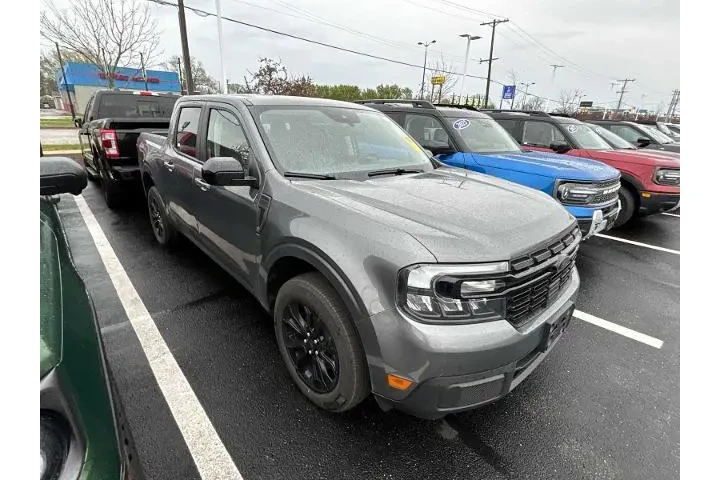 $32495 : Ford Maverick 2024 Lariat 4d image 4