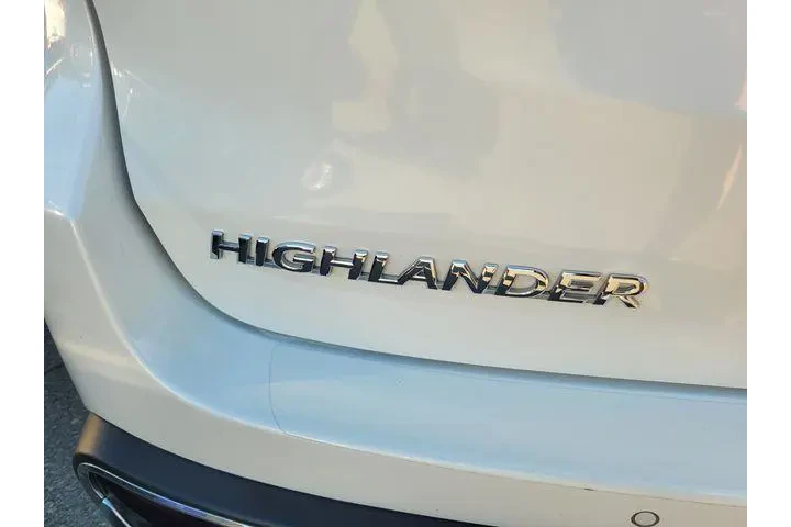 $24944 : Toyota Highlander 2017 AWD L image 7