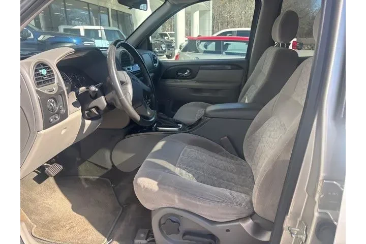 $6539 : GMC Envoy XL 2004 SLE 4dr SU image 9