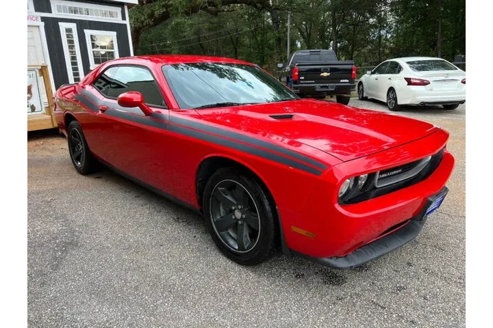 $10999 : 2014 Challenger SXT Plus image 4