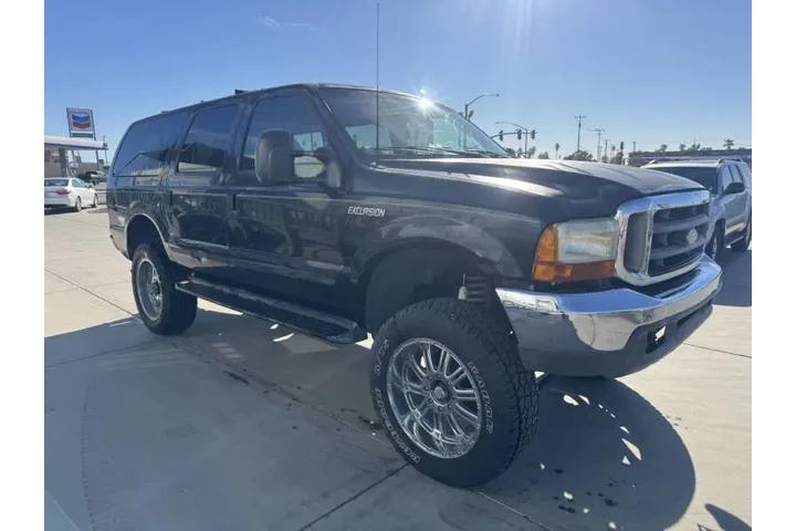 $8995 : 2000 Excursion XLT image 2