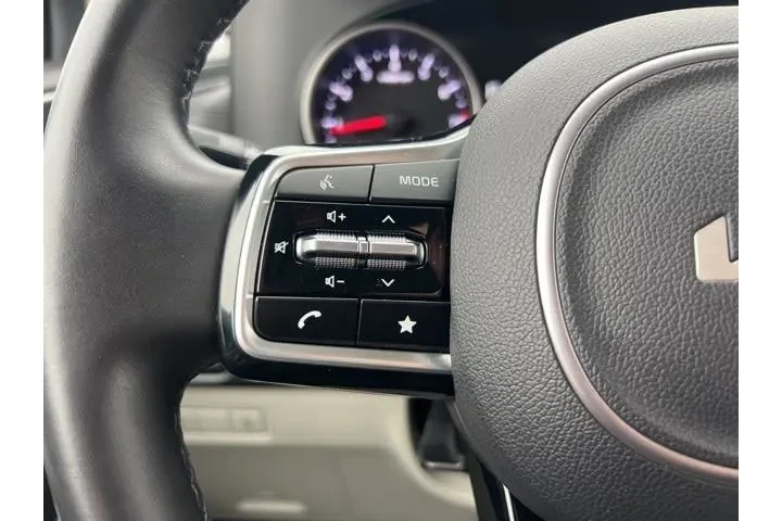 $28814 : Kia Carnival 2022 LX 4dr Min image 10