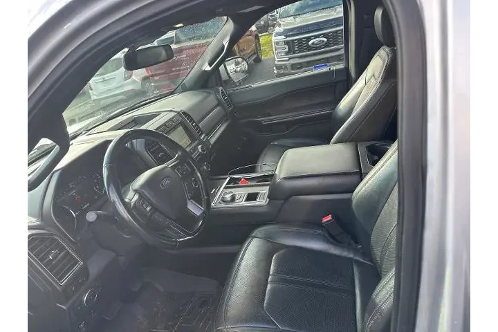 $23556 : Ford Expedition 2018 4x2 Lim image 7