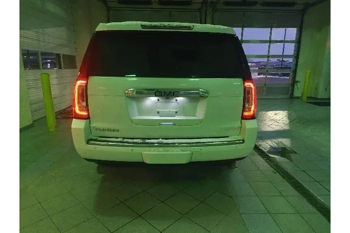 $17347 : GMC Yukon 2016 4x4 Denali 4d image 6