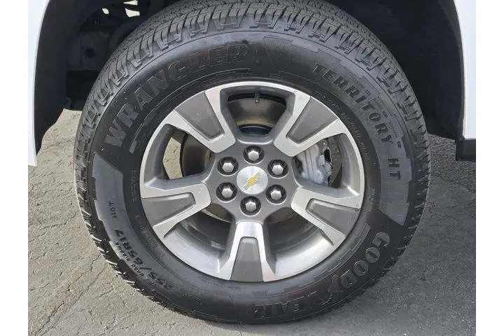 $21591 : Chevrolet Colorado 2017 4x4 image 9