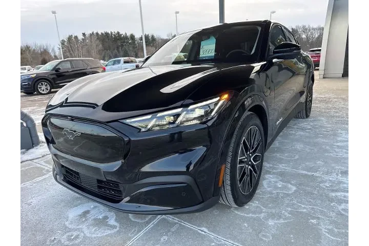 $38900 : Ford Mustang Mach-E 2025 AWD image 2