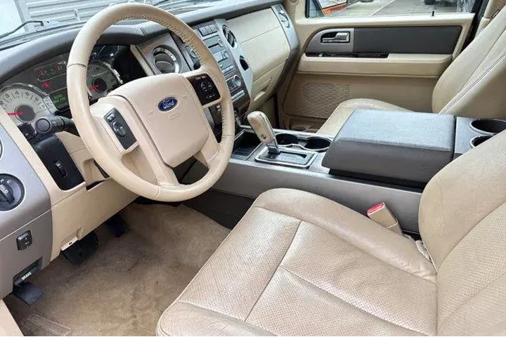 $10997 : Ford Expedition EL 2014 4x4 image 10
