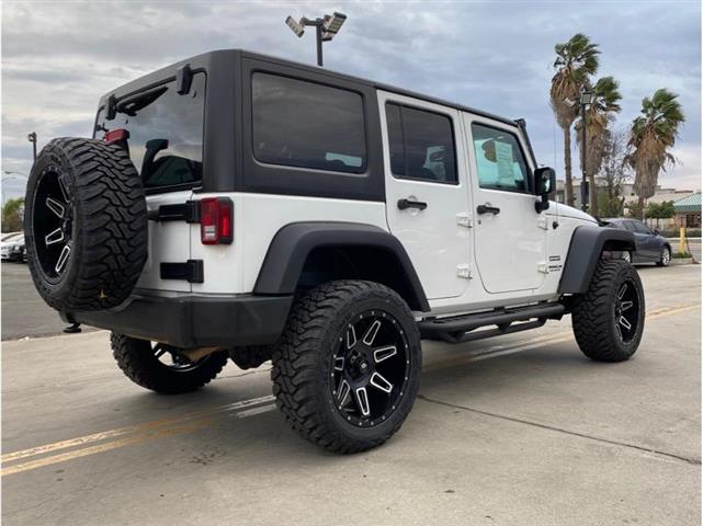 $30995 : 2016 Jeep Wrangler Unlimited S image 3