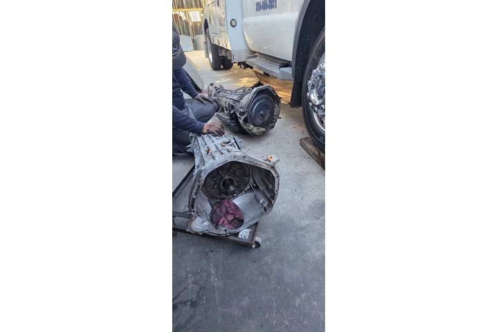 Mecánico automotriz image 10