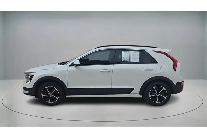 $21450 : Kia Niro 2023 LX 4dr Crossov image 7