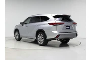 $38998 : Toyota Highlander 2022 Plati thumbnail