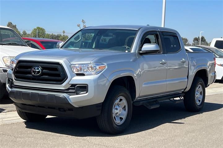 $29950 : Tacoma SR image 10