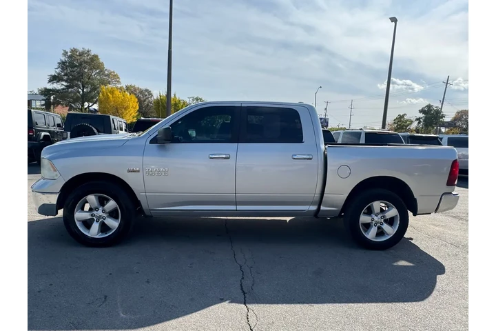 $13980 : 2016 RAM 1500 4WD Crew Cab 14 image 5