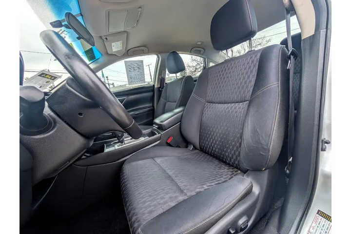 $11995 : 2018 Altima 2.5 SV image 7