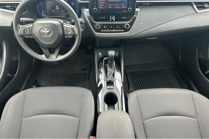 $19000 : Toyota Corolla Hybrid 2022 L image 6