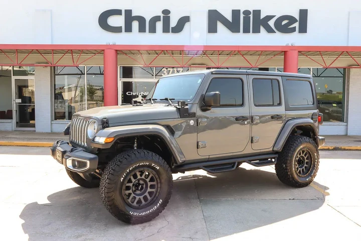 $32587 : 2018 Wrangler Unlimited Sahar image 1