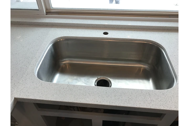 Elegant Stone image 4