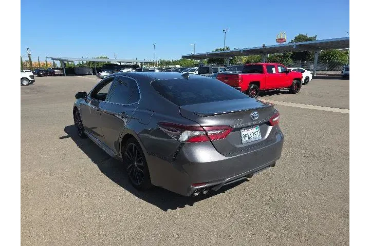 $17900 : Toyota Camry Hybrid 2022 XSE image 4