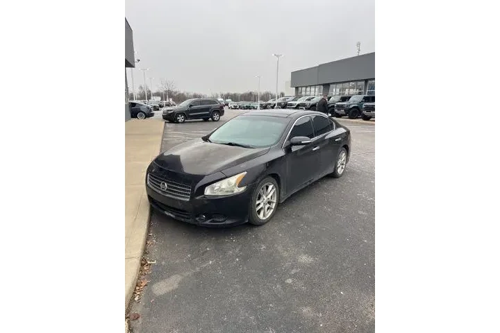 $4995 : Nissan Maxima 2011 3.5 SV 4d image 2