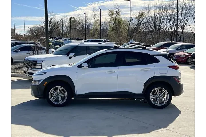 $15999 : Hyundai KONA 2022 SEL 4dr Cr image 6