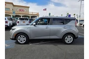 $18988 : Kia Soul 2023 LX 4dr Crossov thumbnail