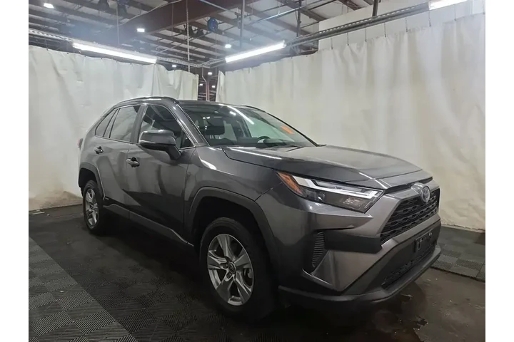 $27993 : Toyota RAV4 Hybrid 2022 AWD image 3