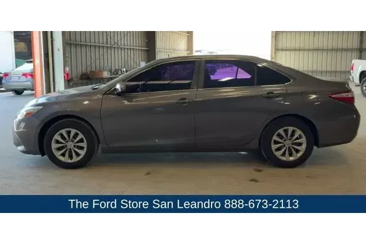 $12880 : Toyota Camry 2015 SE 4dr Sed image 5