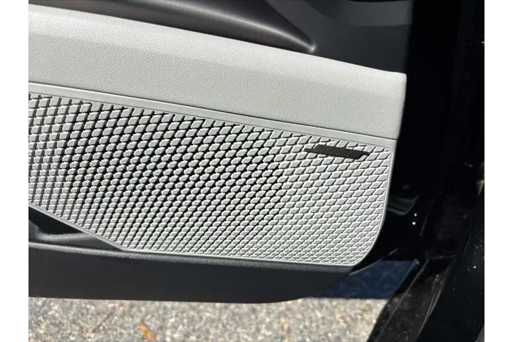 $26185 : Hyundai ELANTRA 2025 Limited image 10