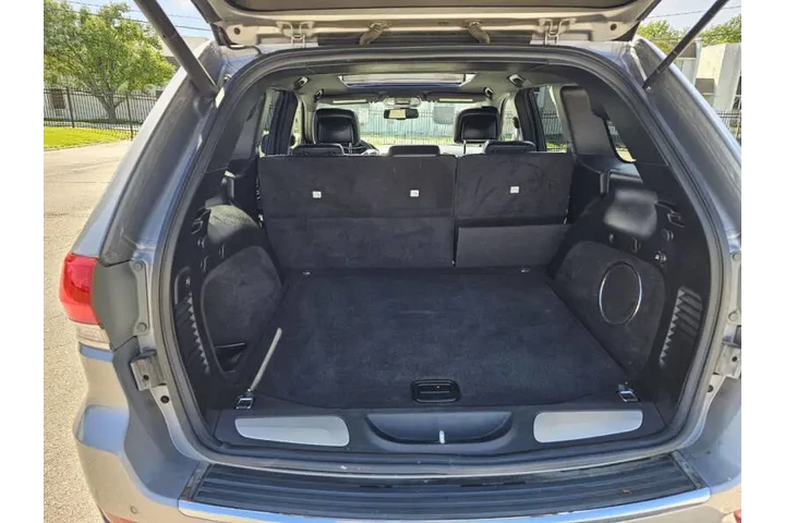 $12000 : 2015 Grand Cherokee Limited image 9