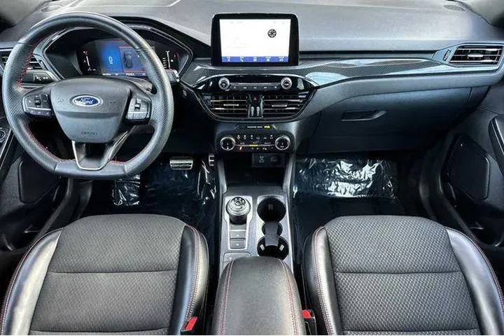 $16897 : Ford Escape 2023 AWD ST-Line image 5