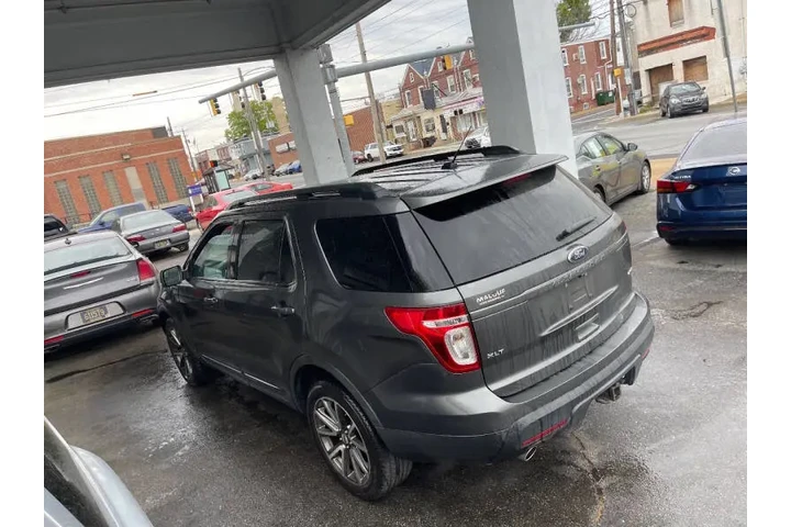 $10599 : 2015 Explorer XLT image 5