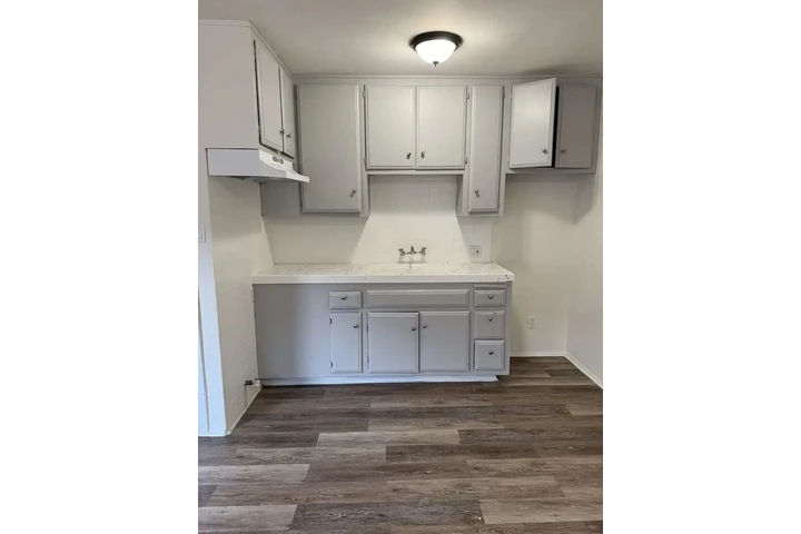 $1100 : Apt. En Huntington Park🏡 image 3