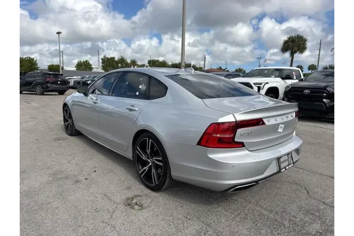 $26988 : Volvo S90 2020 AWD T6 R-Desi image 5